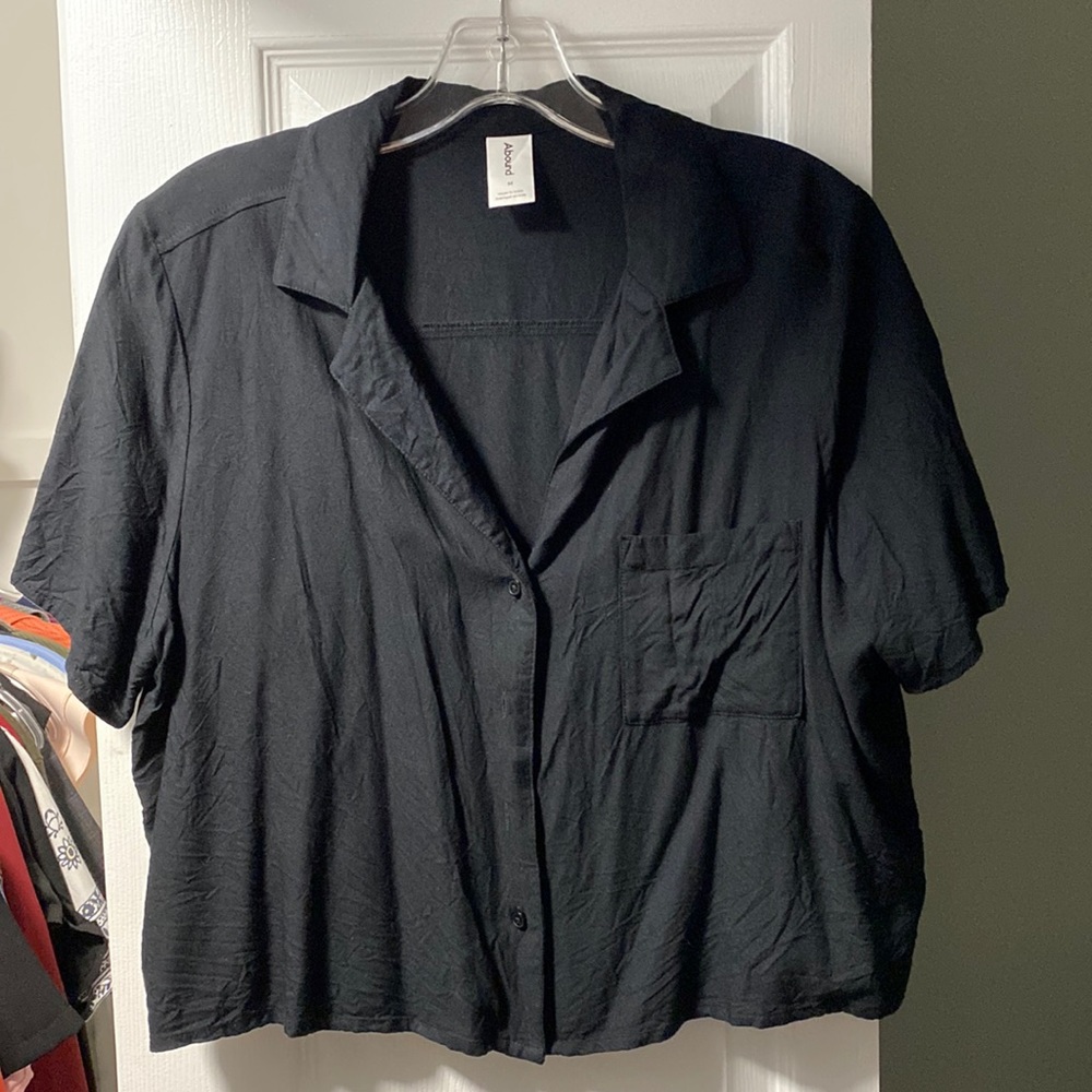 Abound Cropped Button Down